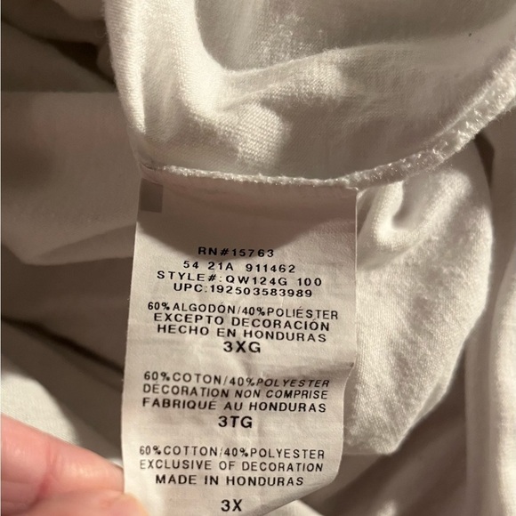 Champion Women’s Graphic Short Sleeve Plus Size V neck Tee - Picture 4 of 4